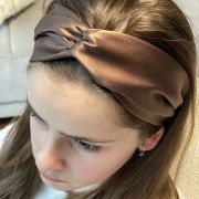 Čelenka pre dospelých – Čelenka turbanik čokoládový